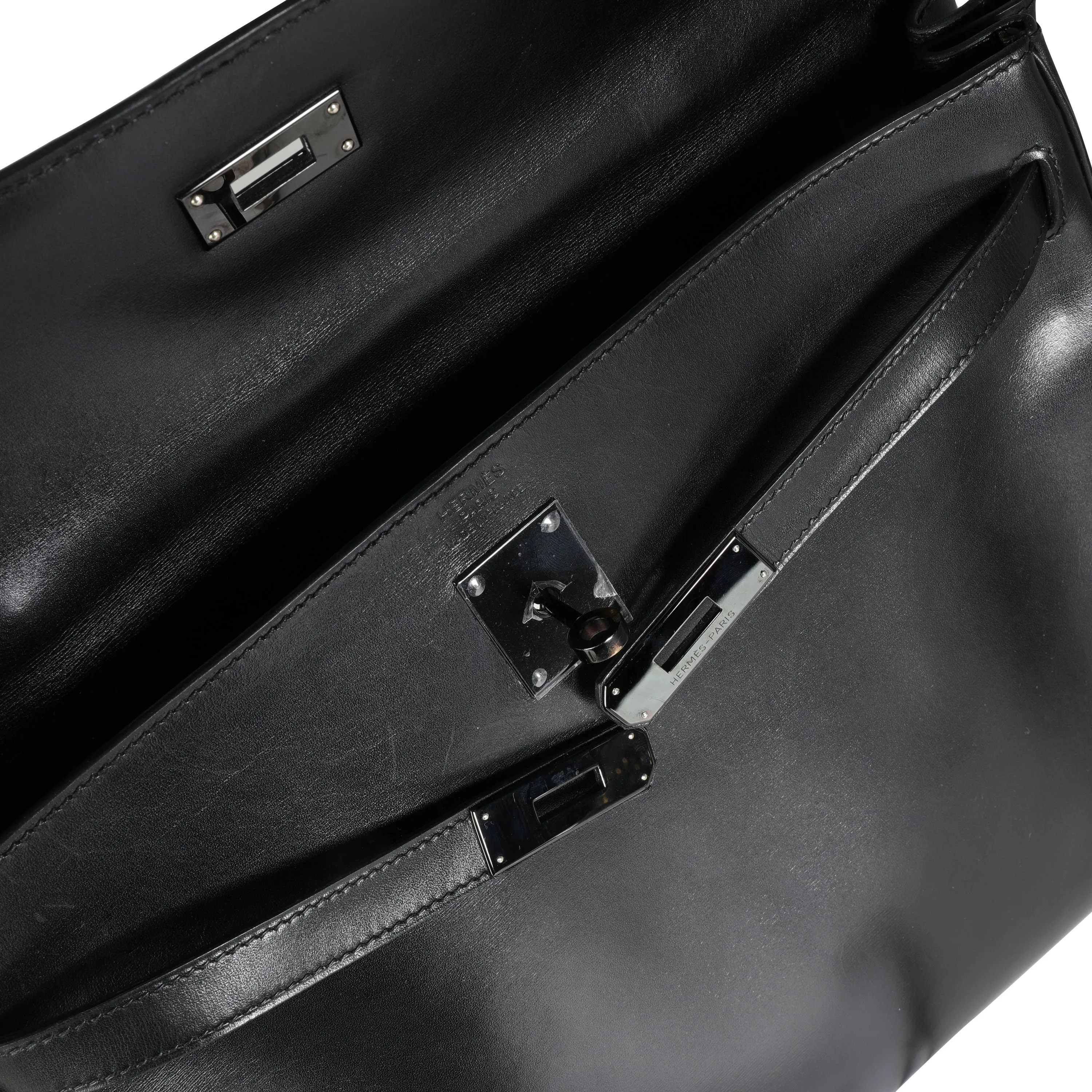 Black Box So Black Retourne Kelly 35 PVD