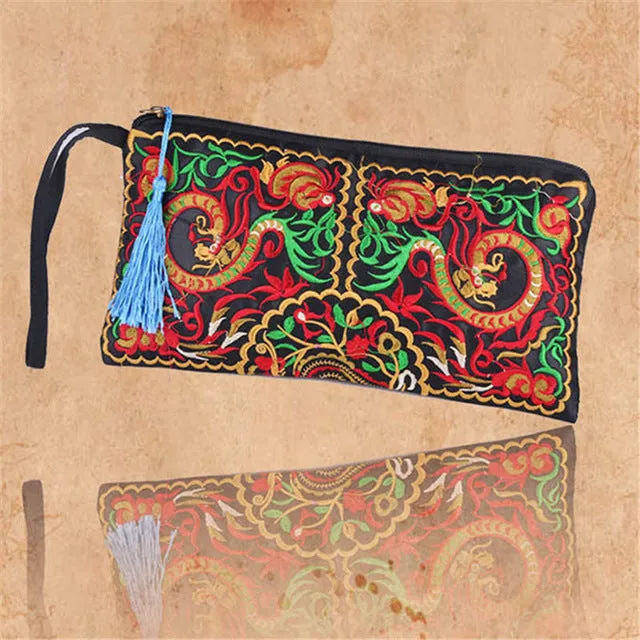 Handmade Boho Chic Clutch Handbag/Purse Women Retro Boho Ethnic Embroidered Wristlet Clutch Bag